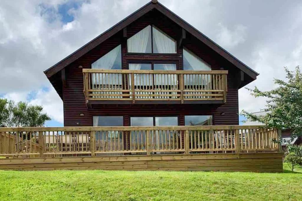 Retallack Resort 4 Bedroom Lodge - Hot Tub For Hire On Request -Pool & Spa 패드스토 외부 사진
